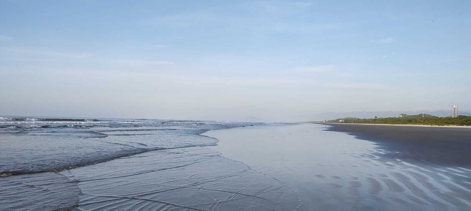 Beach nearby, sun-loungers