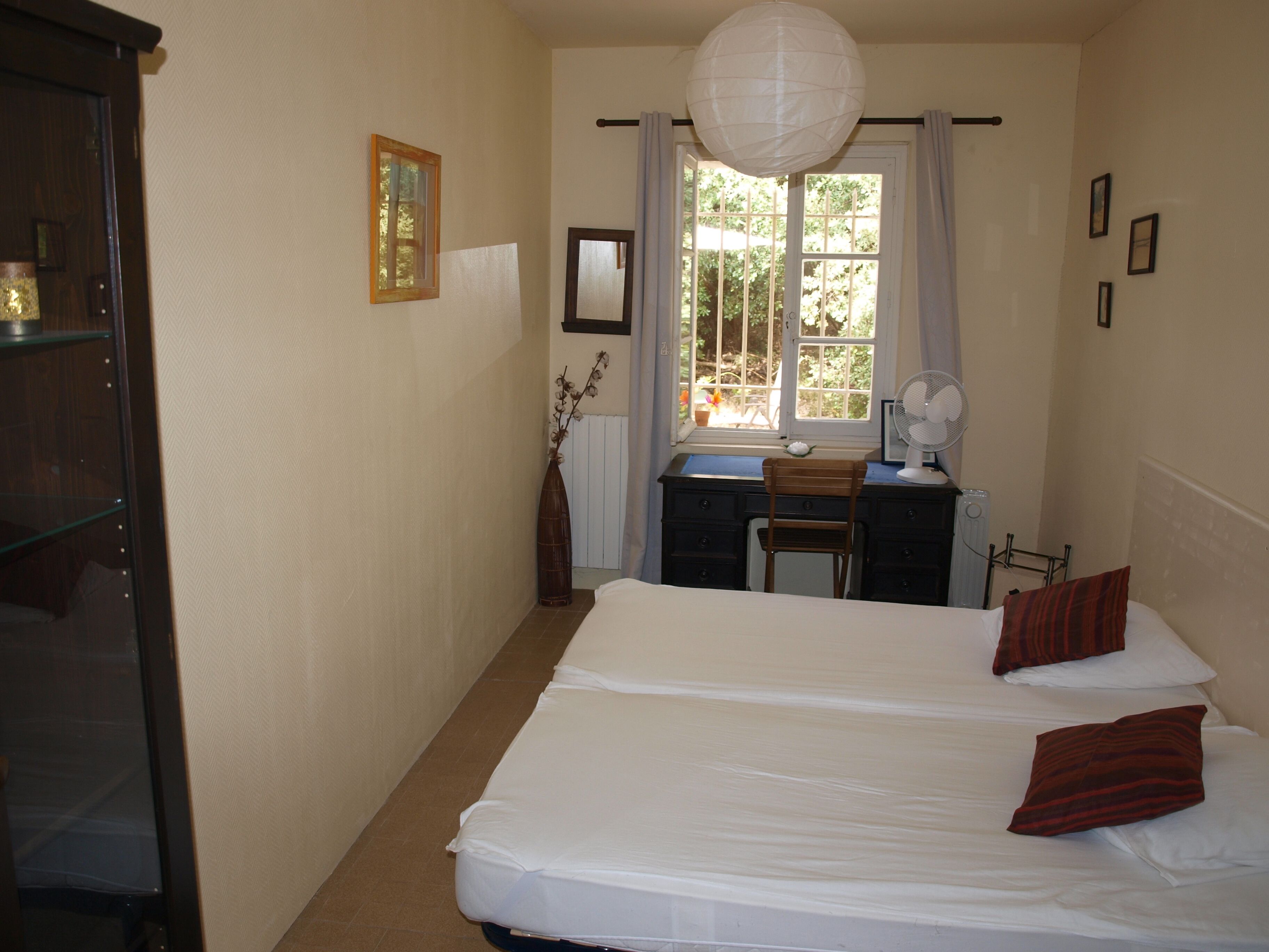 Self catering apartment in a 16th century farmhouse with pool