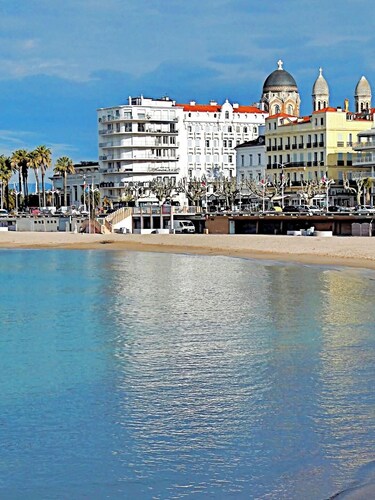St Raphael Garden Villa very nice and quiet close to the beaches and Centre