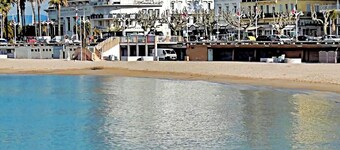 St Raphael Garden Villa very nice and quiet close to the beaches and Centre