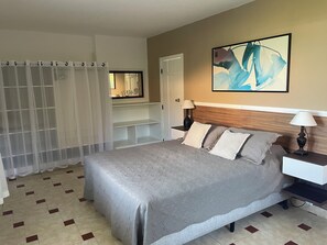 4 quartos, ferros/tábuas de passar roupa, Wi-Fi de cortesia