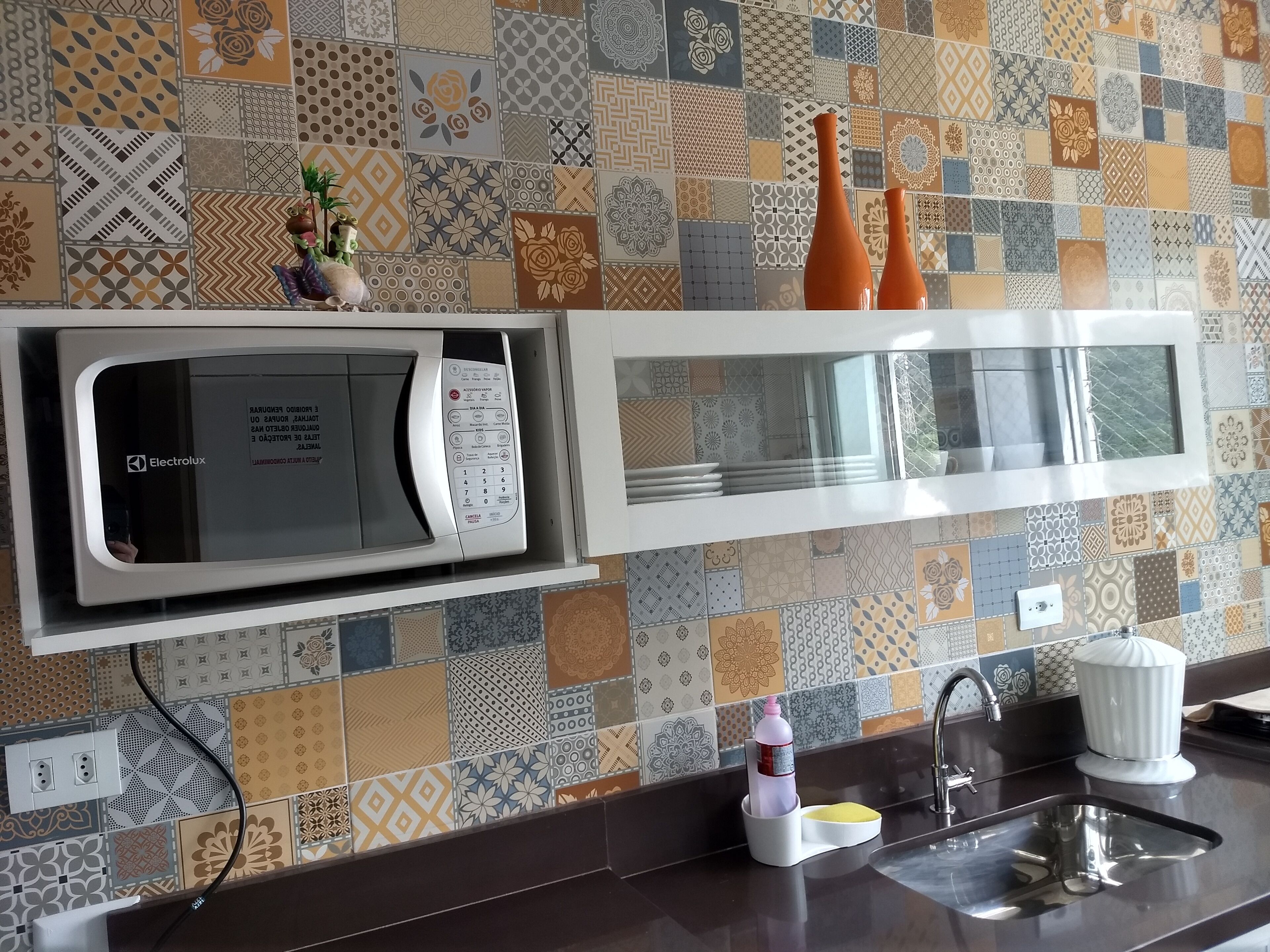 Very comfortable apt, building facing the sea! 