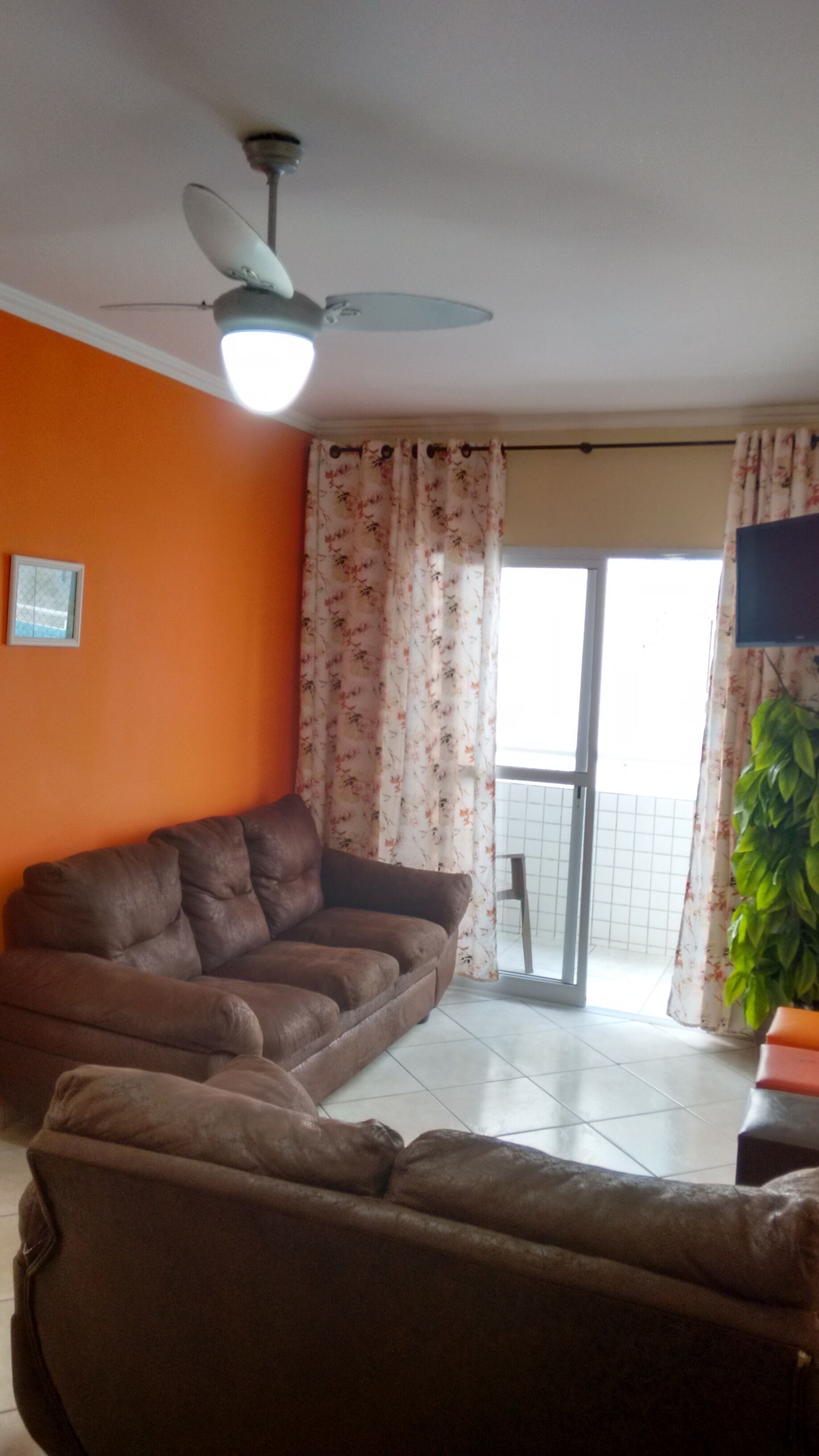 Very comfortable apt, building facing the sea! 