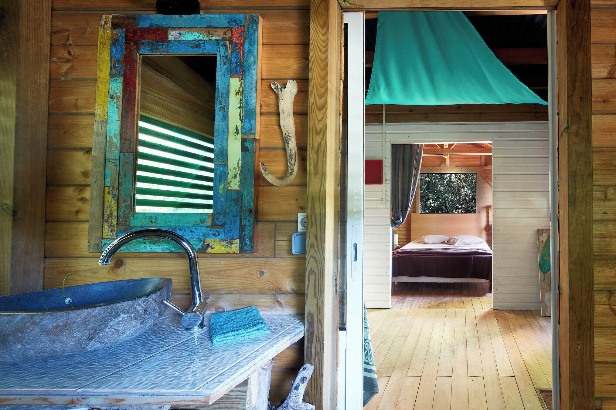 1 camera, ferro/asse da stiro, Wi-Fi gratuito, lenzuola