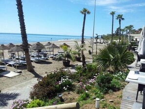 Outdoor dining - AMAZING APARTMENT IN GREAT RESORT&COUNTRY CLUB (Benhavis (Costa del Sol .Malaga))