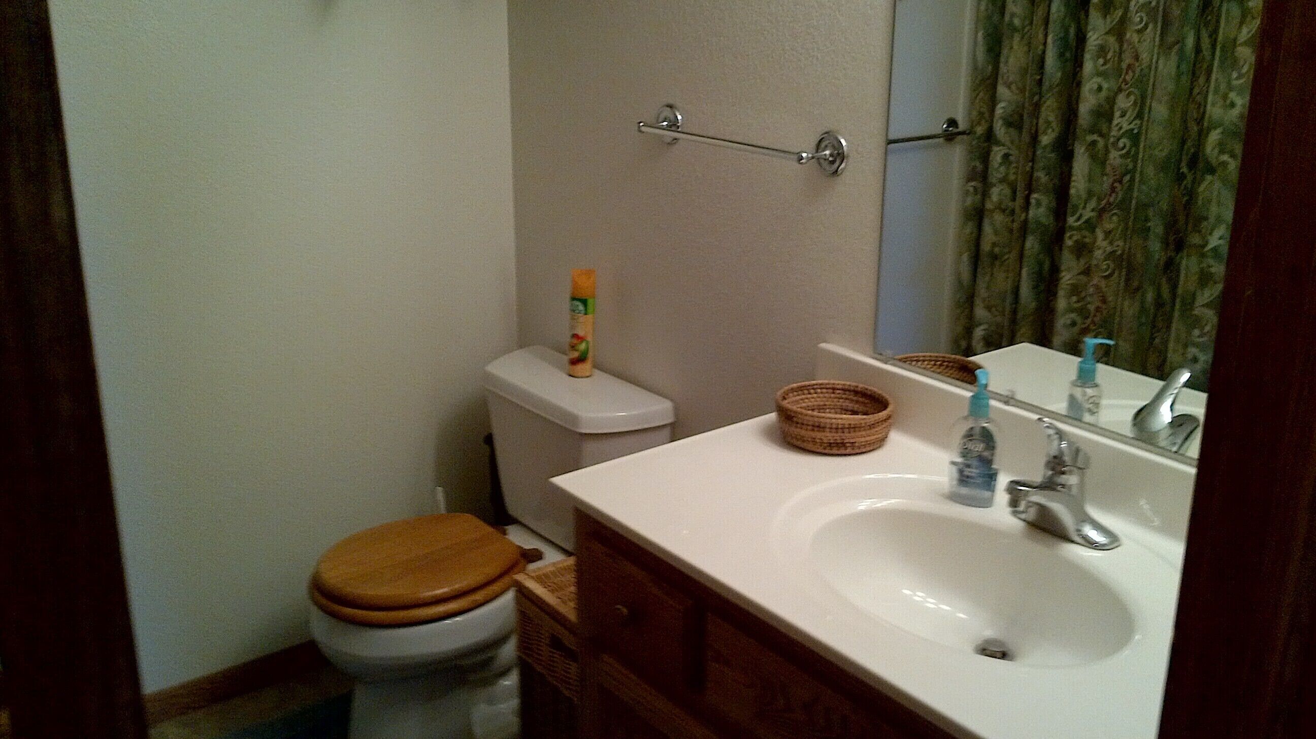 Gorgeous getaway in the Northwoods, 3 miles from snowmobile / ATV trails