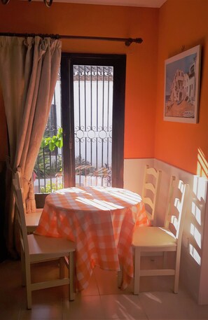 Dining - Burriana Beach 4 Mins Walk, Spanish Town House, 2 Pools - Gardens, WIFI, Air-Con (Burriana, Malaga)
