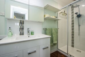 Casa, para no fumadores | Baño | Toallas y shampoo 