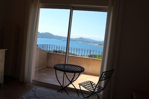 Superb Villa Air condition. 8 Pers. Marina Di Fiori