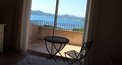 Superb Villa Air condition. 8 Pers. Marina Di Fiori