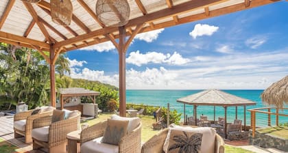 La Sirène du Diamant ,18 guests
Spacious beachfront rental in Martinique :