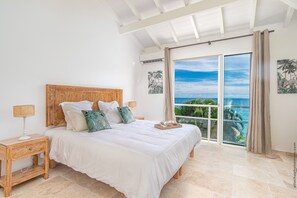 7 bedrooms, in-room safe, desk, soundproofing