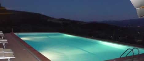 Alberca al aire libre