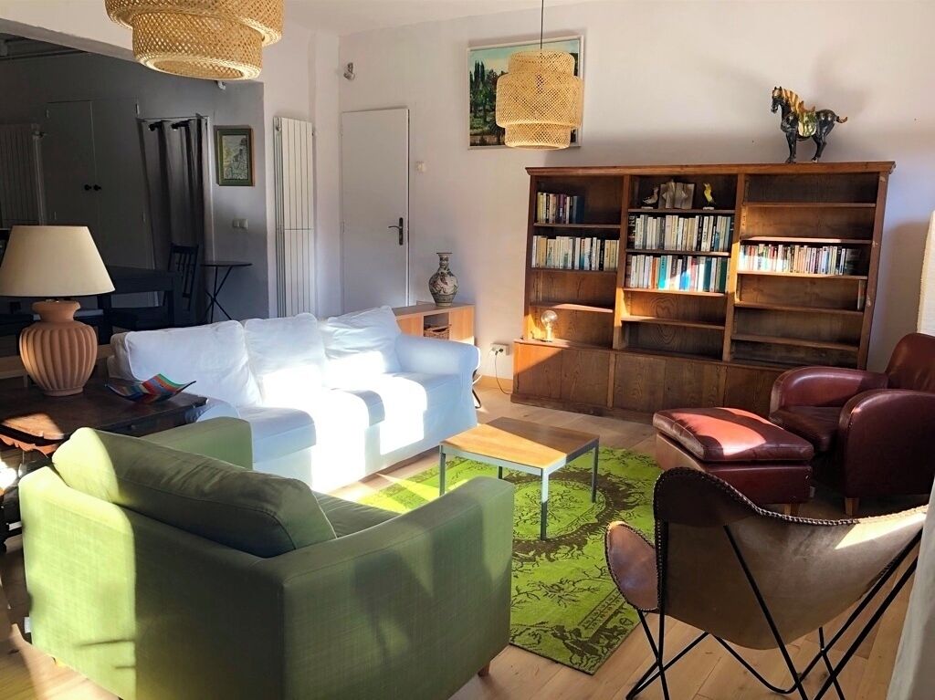 Smart TV, books
