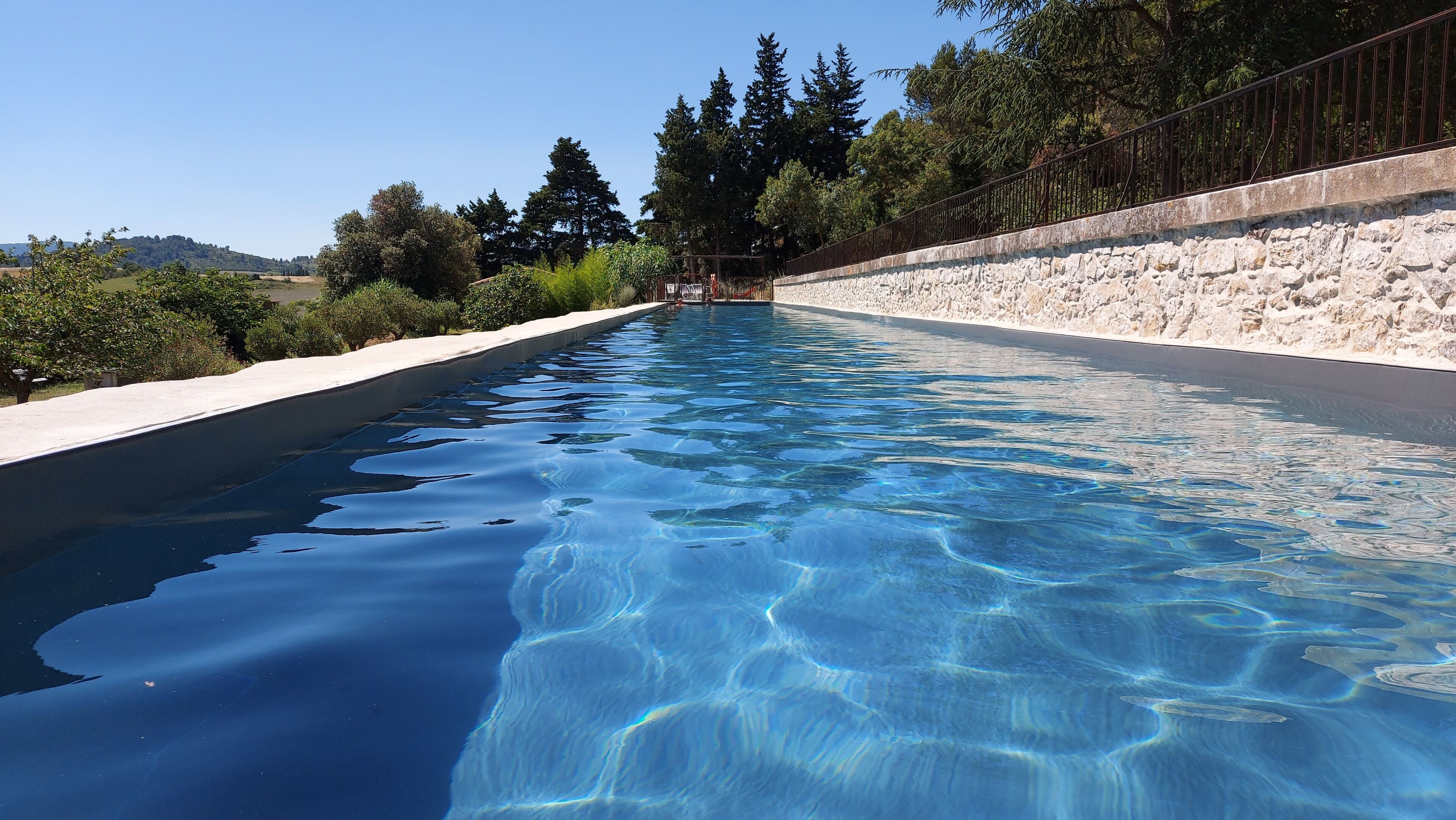 Cosy and charming cottage with pool and garden in a beautiful nature