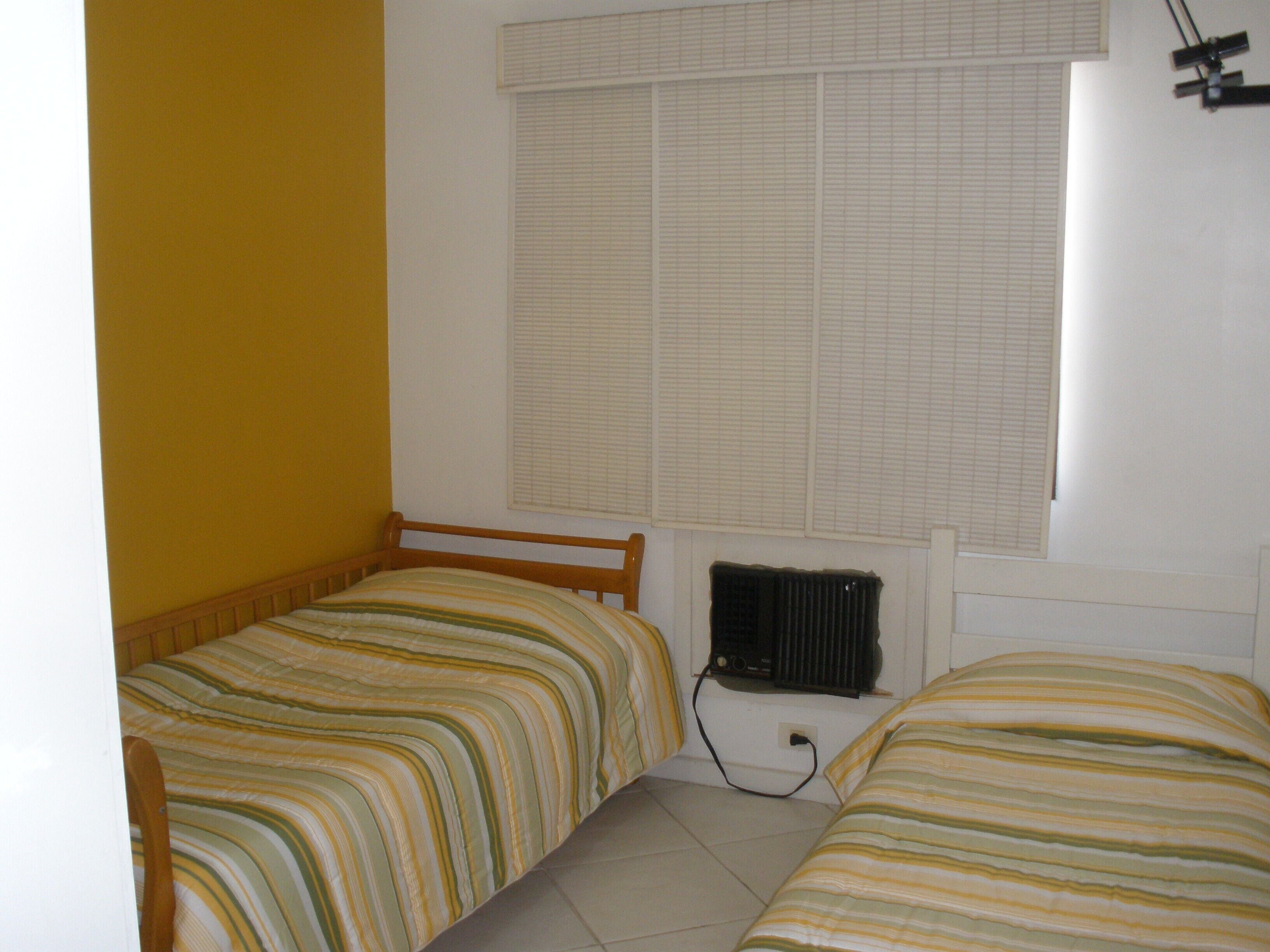 NEAR THE BEACH, WORK, VACATION, BEACHES, RIOCENTRO RECREIO BARRA