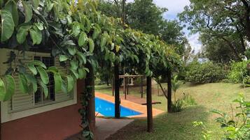 Utomhuspool