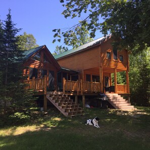 Exterior - Gorgeous Rustic Northern Michigan Island Getaway (St. James)