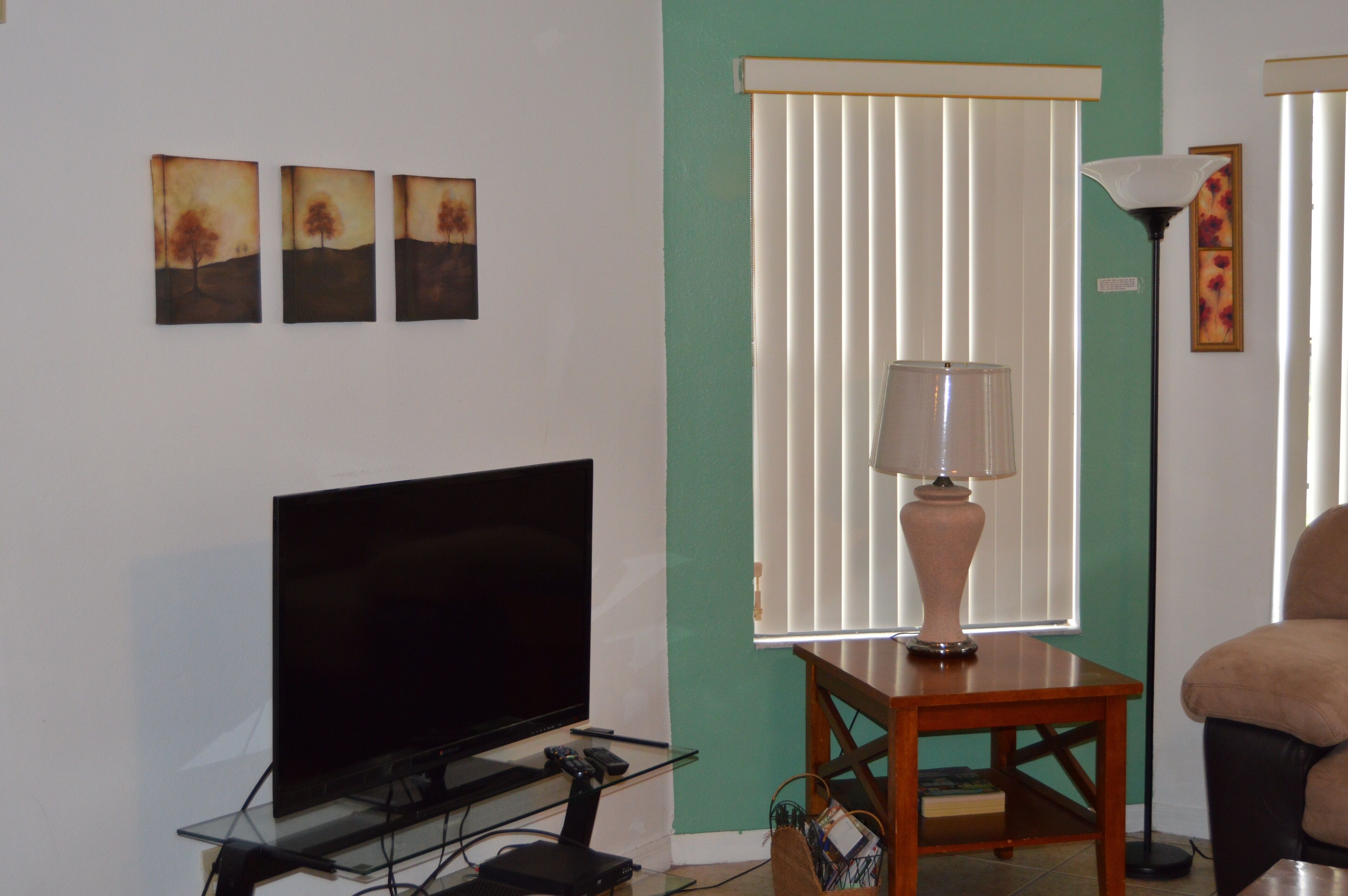 Vacation Villa near Disney and attractions with Wireless Internet.