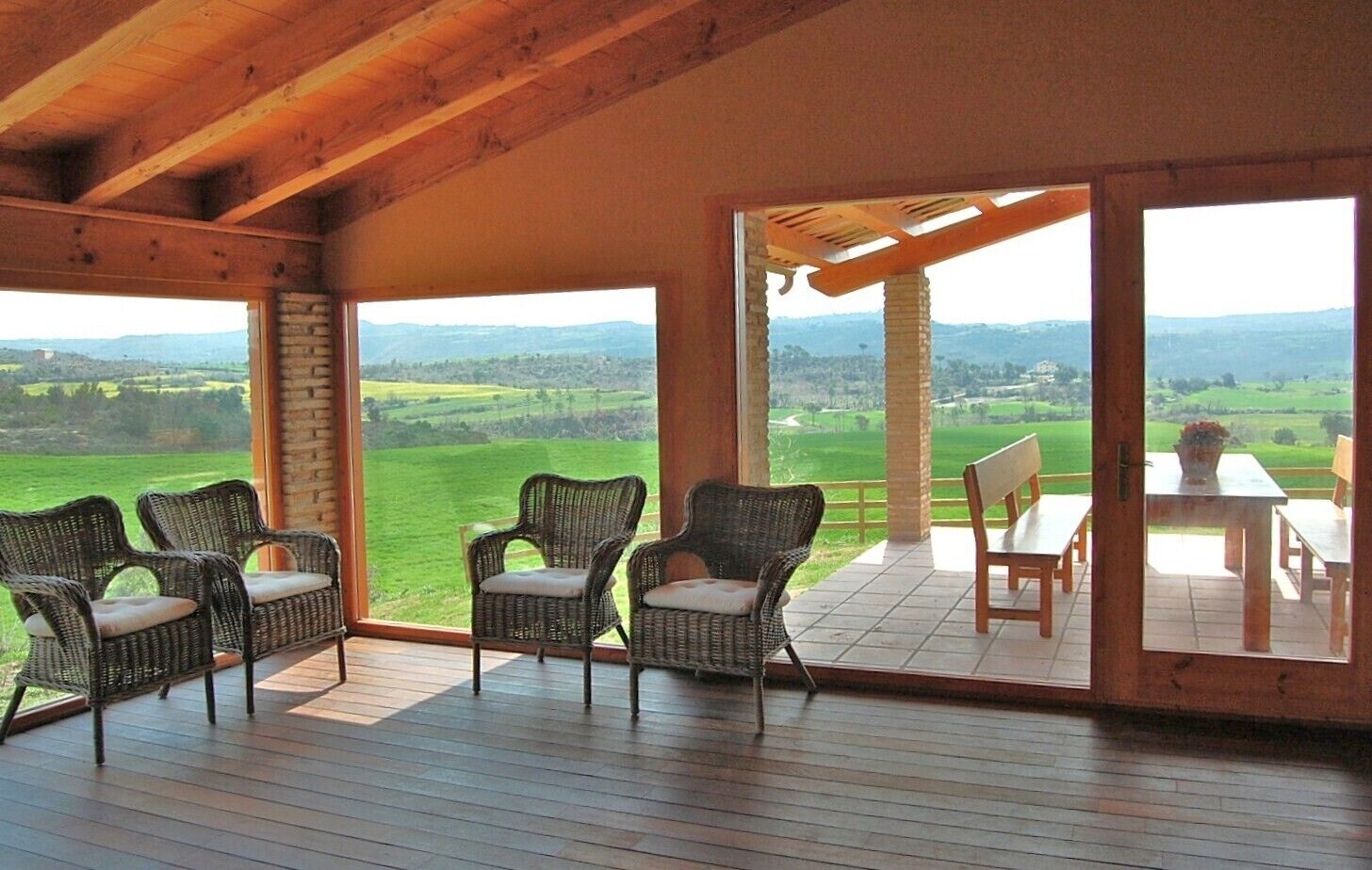 View to the stunning landscape from the indoor poo