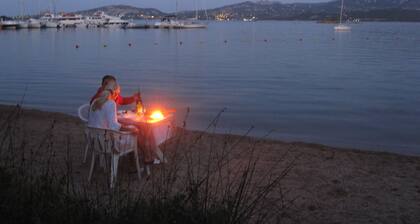 Acogedor apartamento junto al mar y con jardín ideal para 2 personas