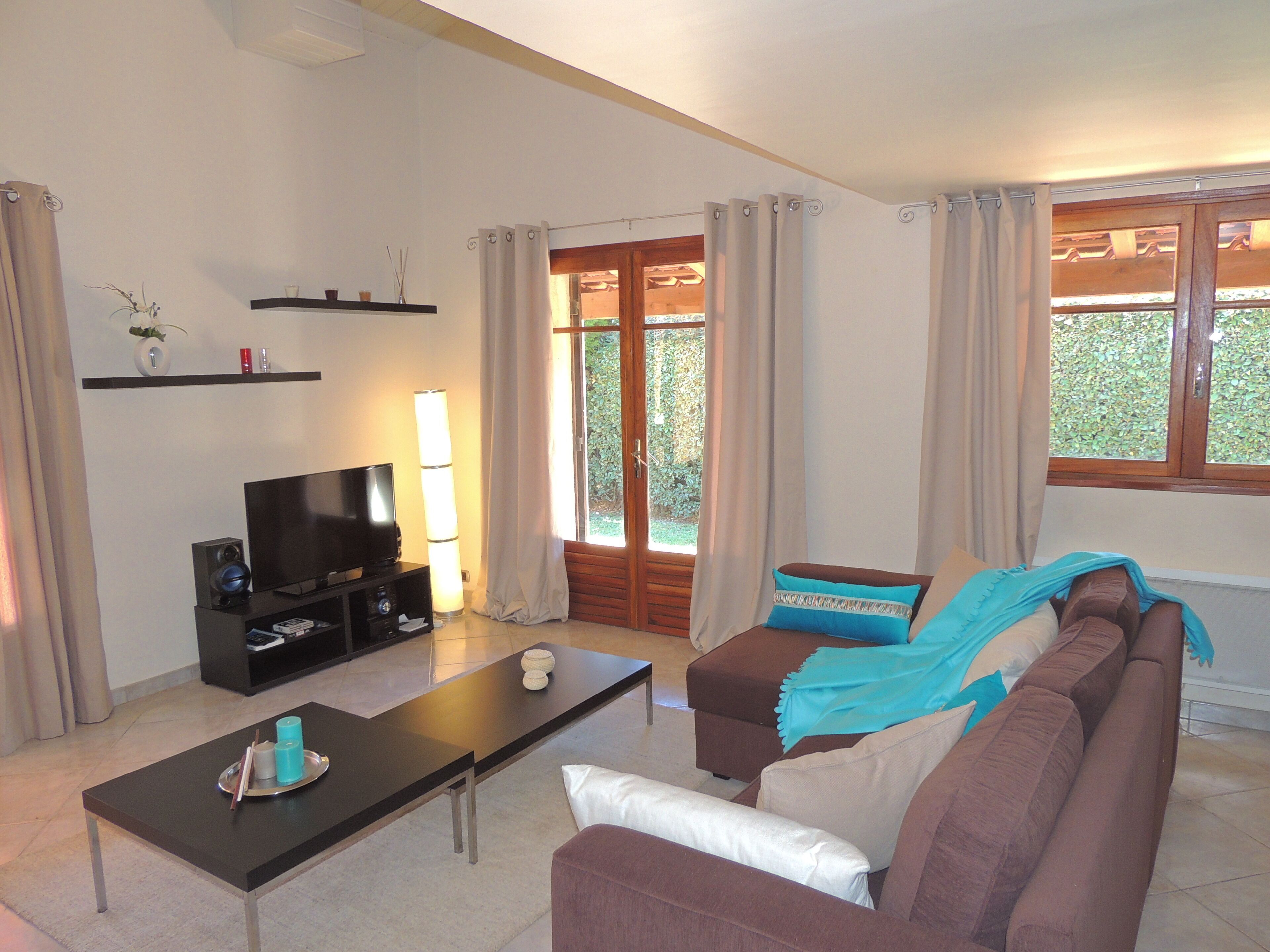 Very quiet villa between sea and forest