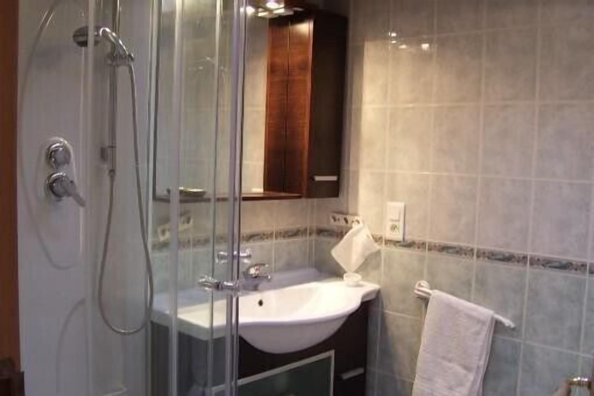 Charming cottage and private pool classified 3 ears, in the heart of the country of Quercy