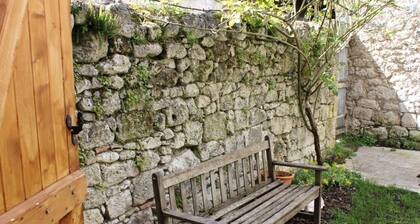400-Year-Old Stone House In Lovely Medieval Market Village - Dordogne SW France
