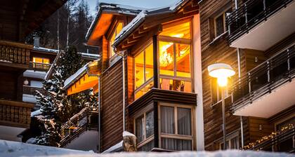 Luxury 5* Duplex Apartment in Prime Location. Discounts on ski hire and lessons