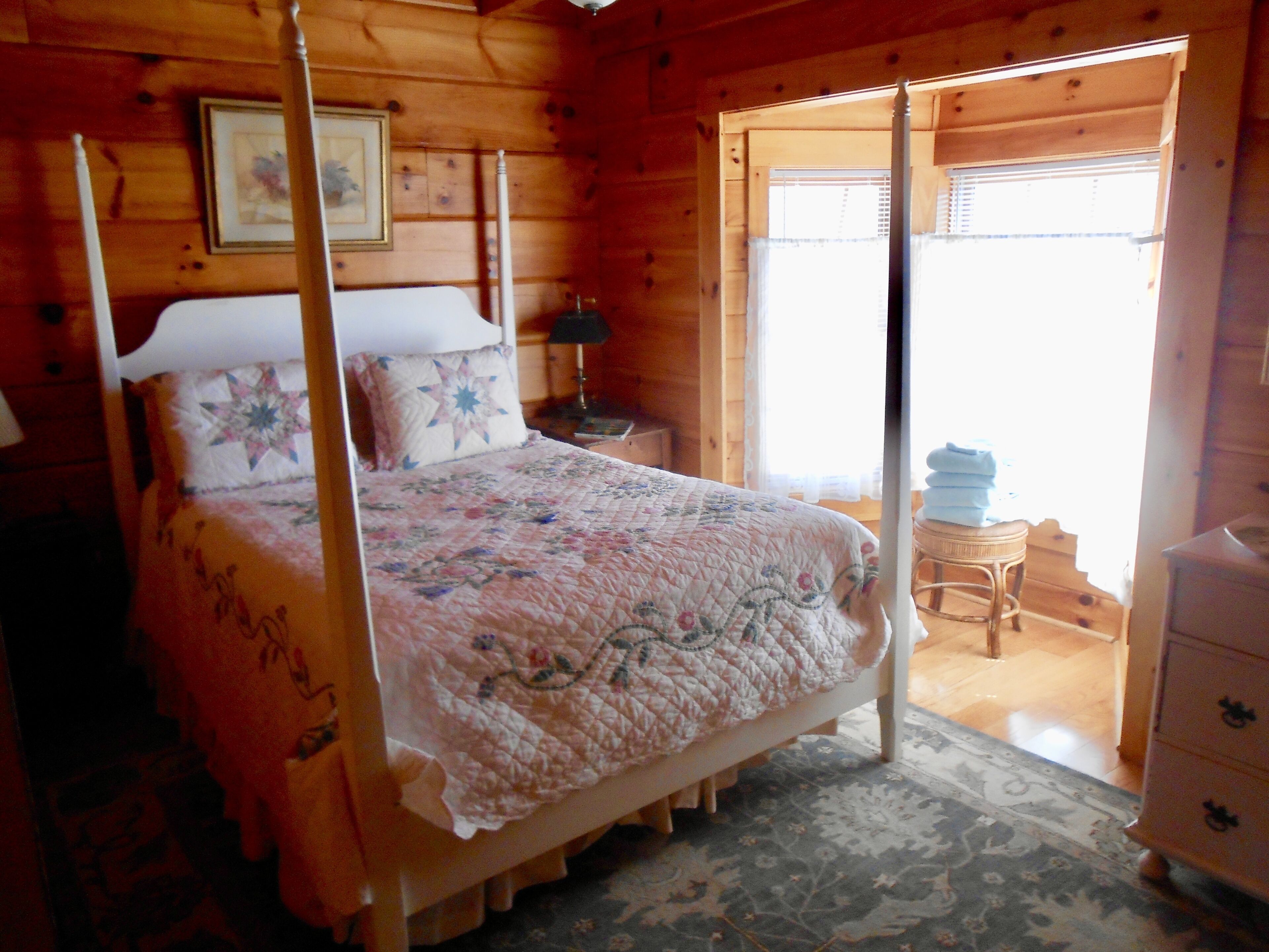 Close to Heaven, Blue Grass, Biking, Hiking,  Fishing and NOW WIFI