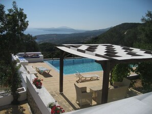 Outdoor pool - Stunning villa  in the North of the Island near Port Nicholas (Zakynthos)