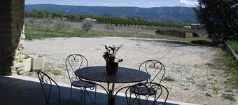 LUBERON PARK IN A STONE MAS WITH CABRIERES OF AVIGNON NEAR GORDES