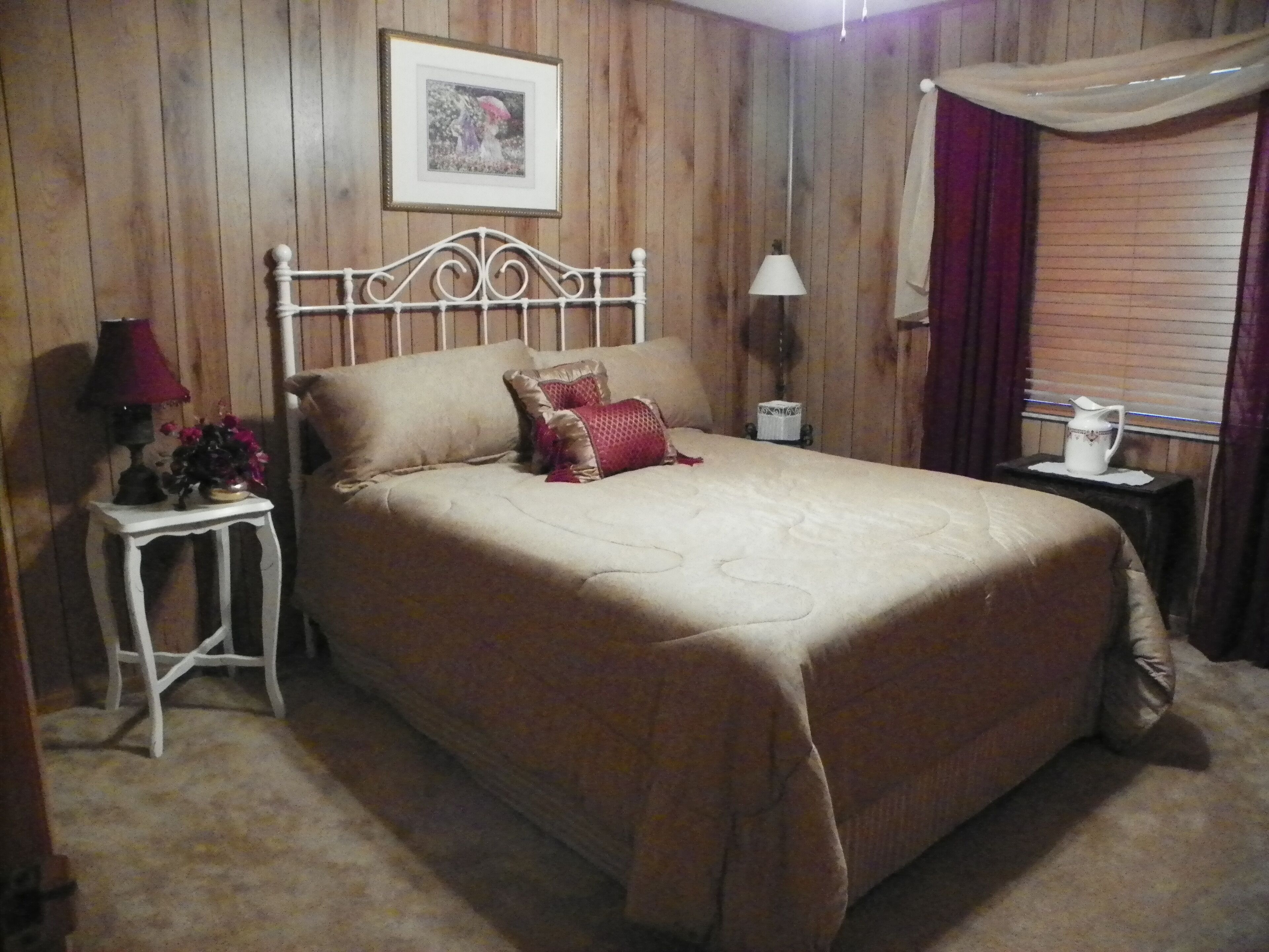 3 多间卧室、熨斗/熨衣板、WiFi、床单