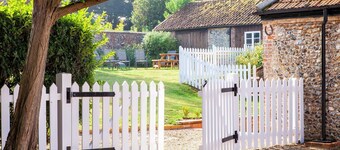 Nydelig tradisjonell bondgård ligger i en perfekt landsby beliggenhet