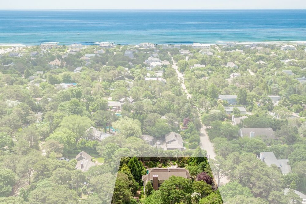 Hamptons Beach House in Amagansett Dunes