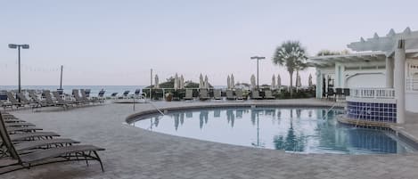 Uppvärmd pool
