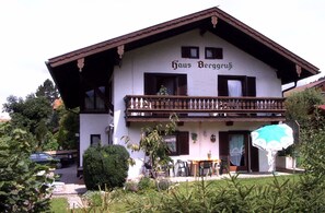 Exterior - Nice apartment at ground level in Ruhpolding, children and pets are welcome (Bayern)