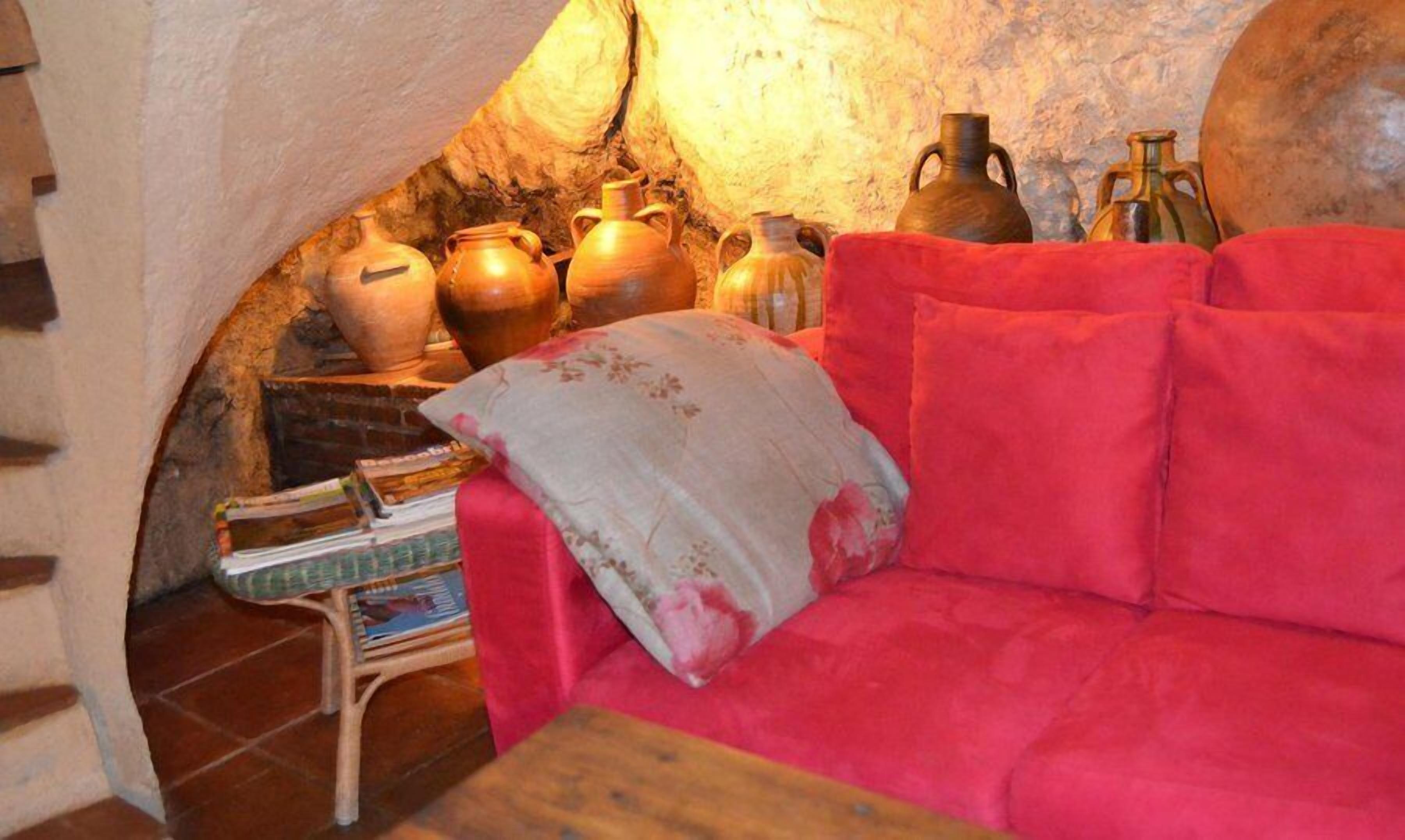 La Molina Soterres - 45-meter swimming pool and a waterfall in your garden!