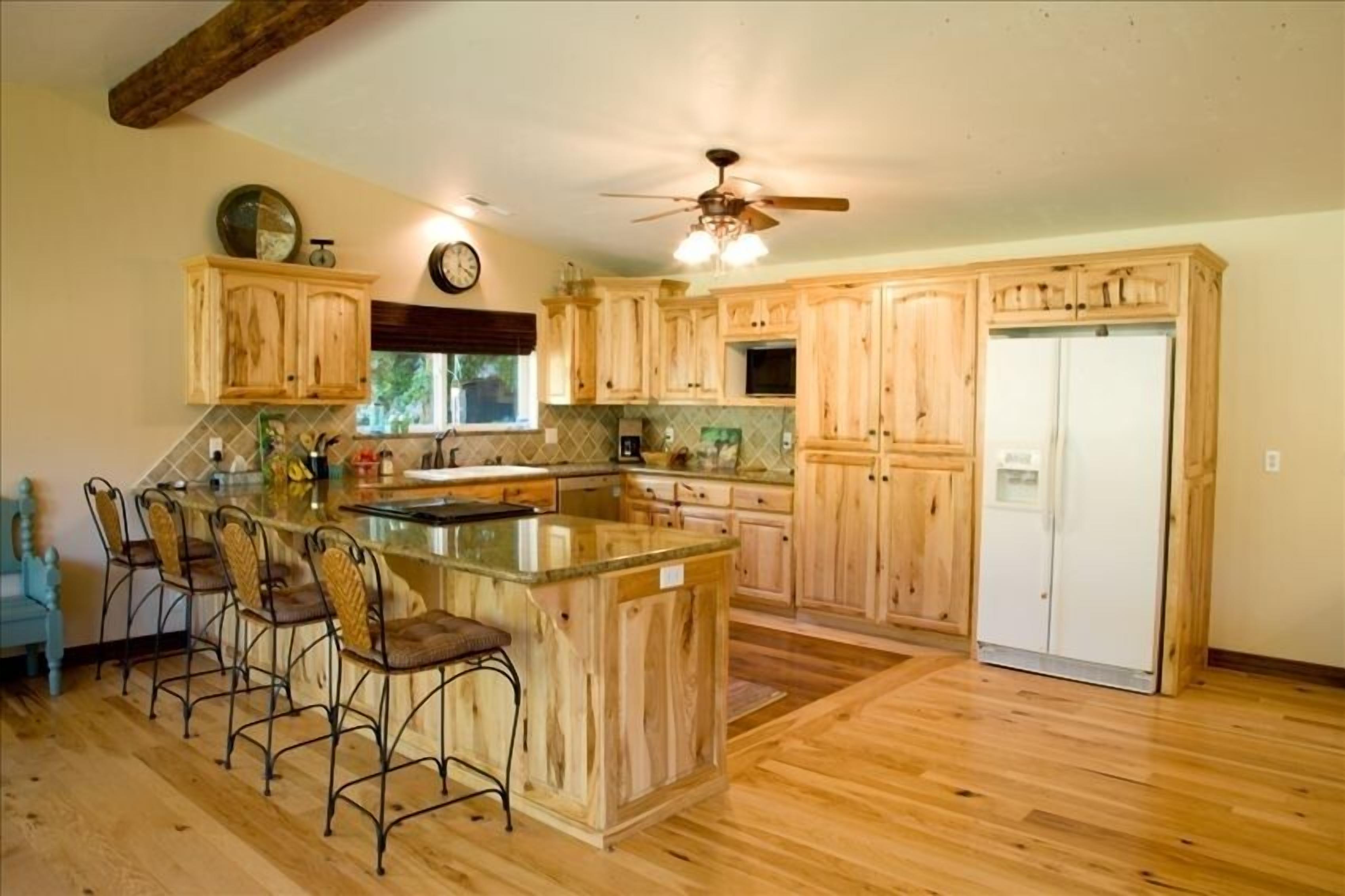 Most Spectacular River Front House on the Rogue River