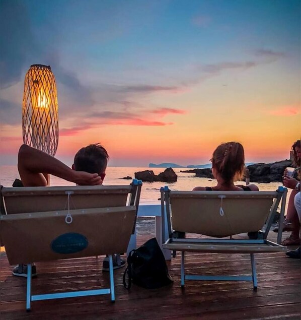 Property grounds - 100 meter from the sea, nice apartment in centre of Alghero with terrace (Alghero)