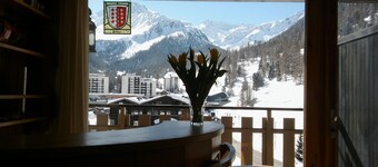 Luxurious and large apartment (103 m²) at 1,735 m with underground parkin