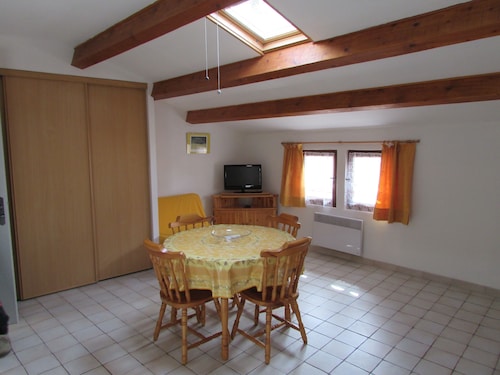 MOUSTIERS SAINTE MARIE STUDIO Center 28m2