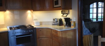 Bastide with swimming pool, garden, barbecue and pétanque court!