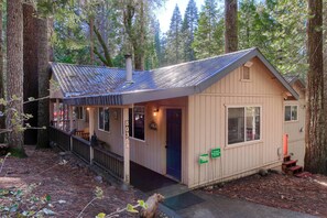 Exterior - Hibernation Hideaway- Inside Yosemite- Dog Friendly! (Wawona)