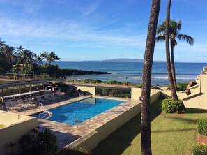 Outdoor pool, a heated pool - Welcome to our small piece of paradise on the island of Maui! (Kihei)