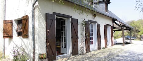 Exterior detail