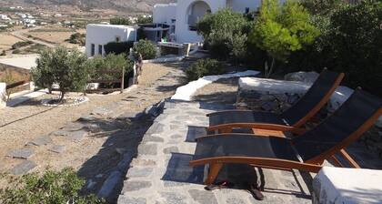 Stunning 2 Bedroom + Loft Villa on Greek Island of Paros