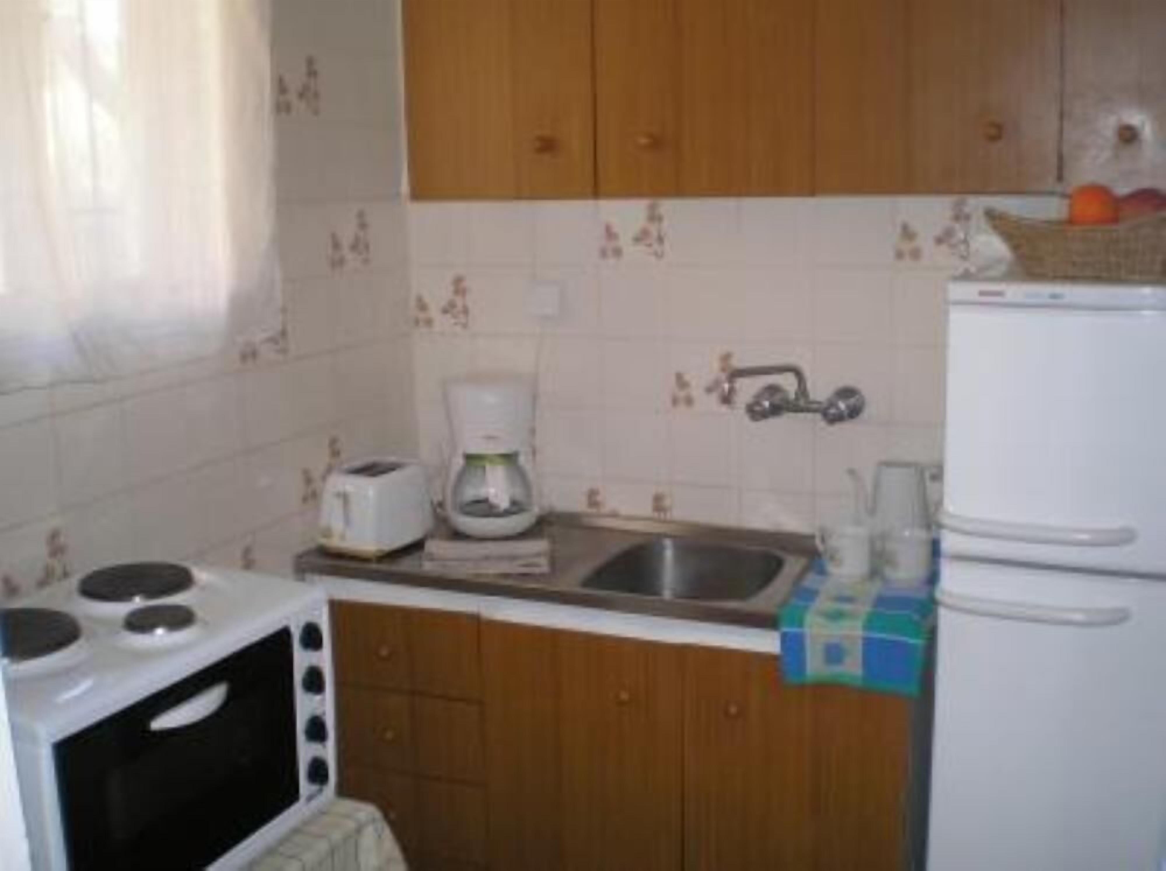 Christina apartment, fabulous sea view, minutes from the beach.