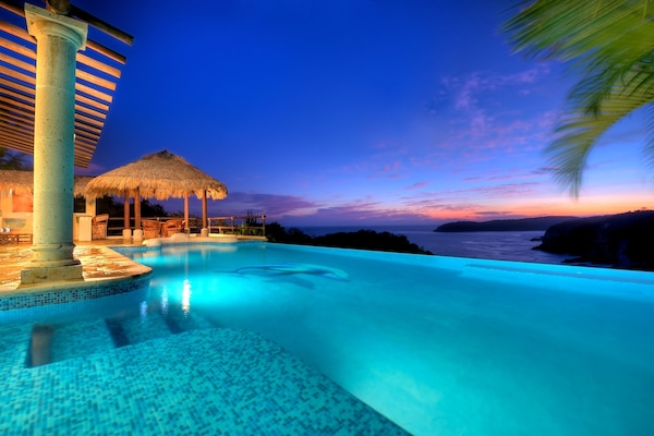 Oceanfront Infinity Pool