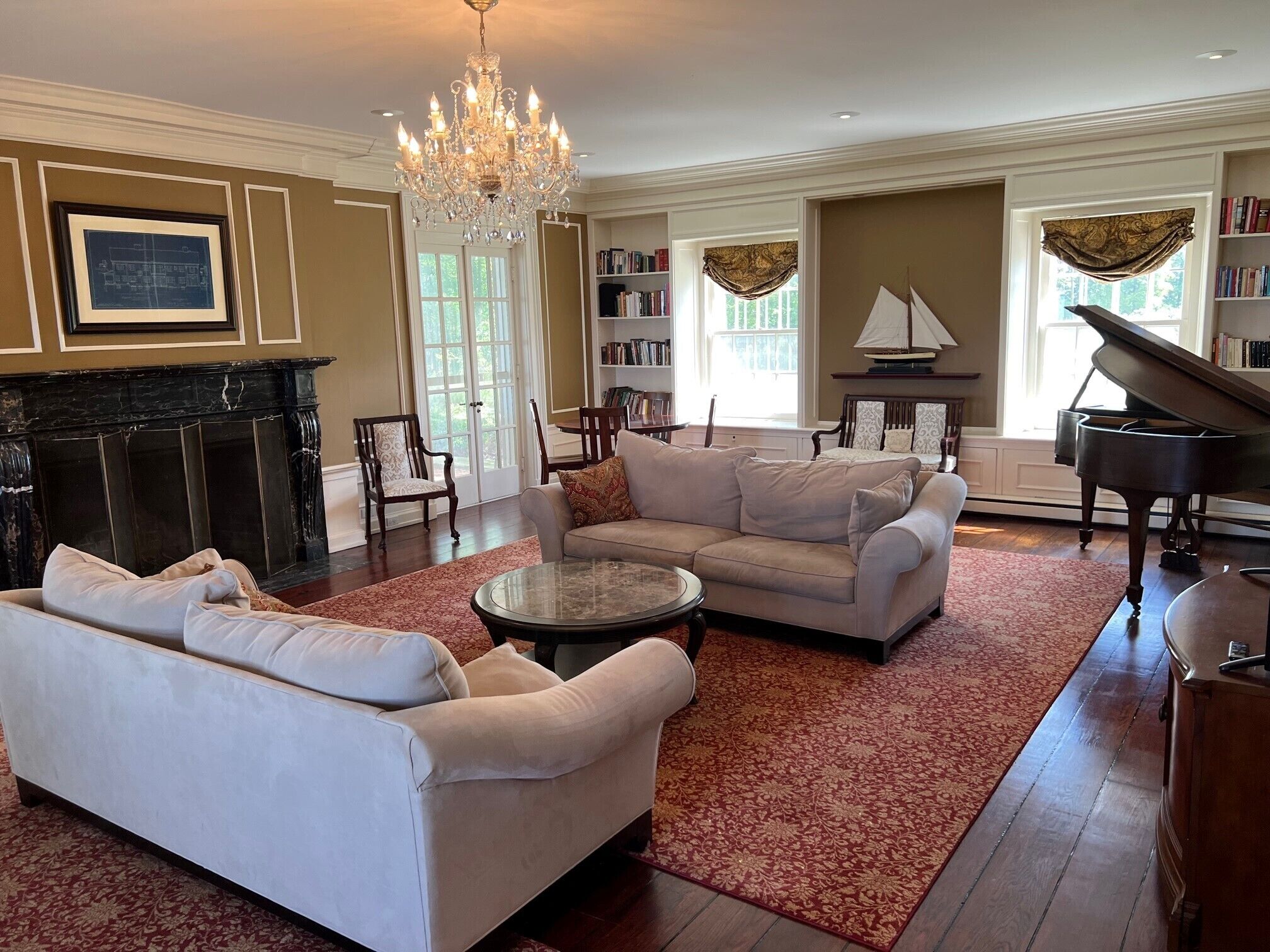 1920s lakefront estate